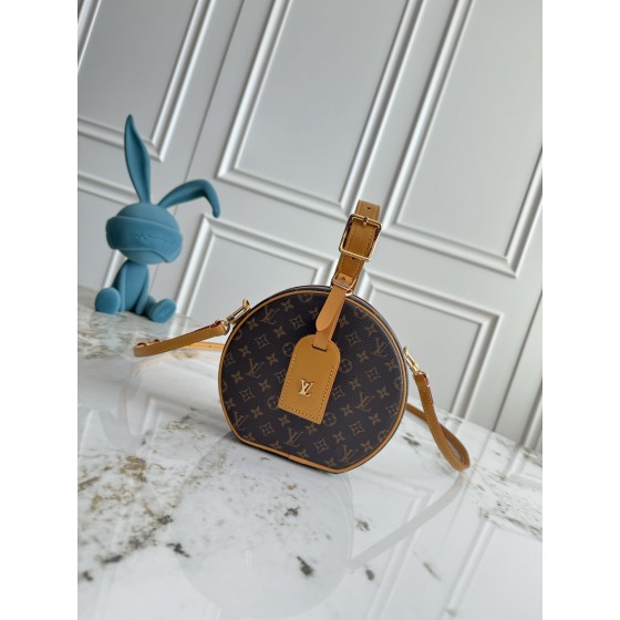 LV Monogram Canvas Cowhide Leather Crossbody Bag