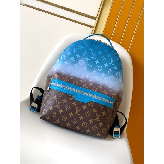 Louis Vuitton Discovery Backpack PM M28028